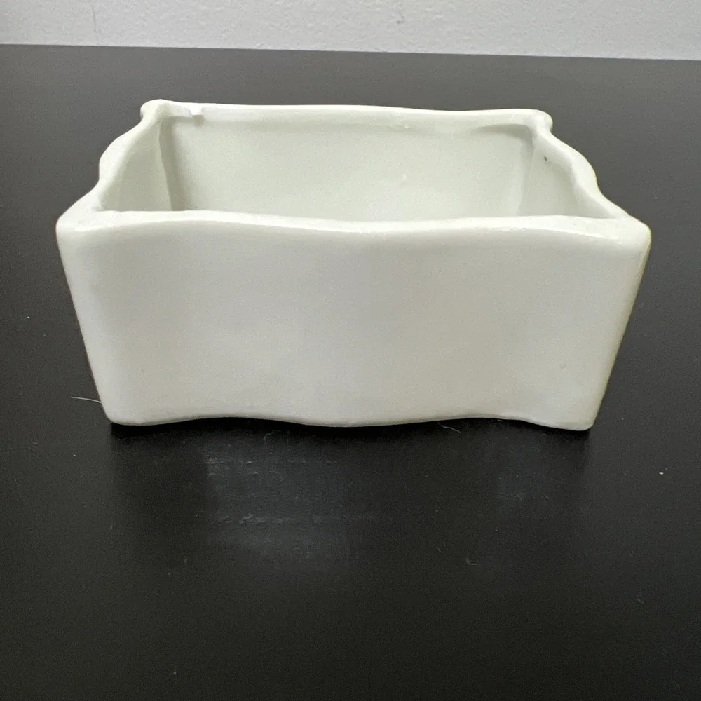 Vintage 70's Rainbow Porcelain Square Trinket Box Made in‎ Taiwan